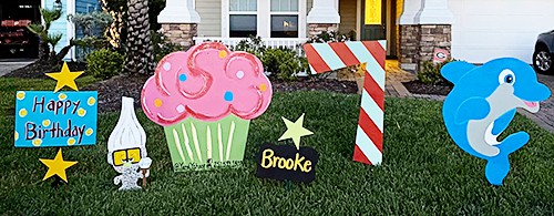 Where to find birthday, graduation, party yard signs in Jacksonville & St. Johns, Florida.