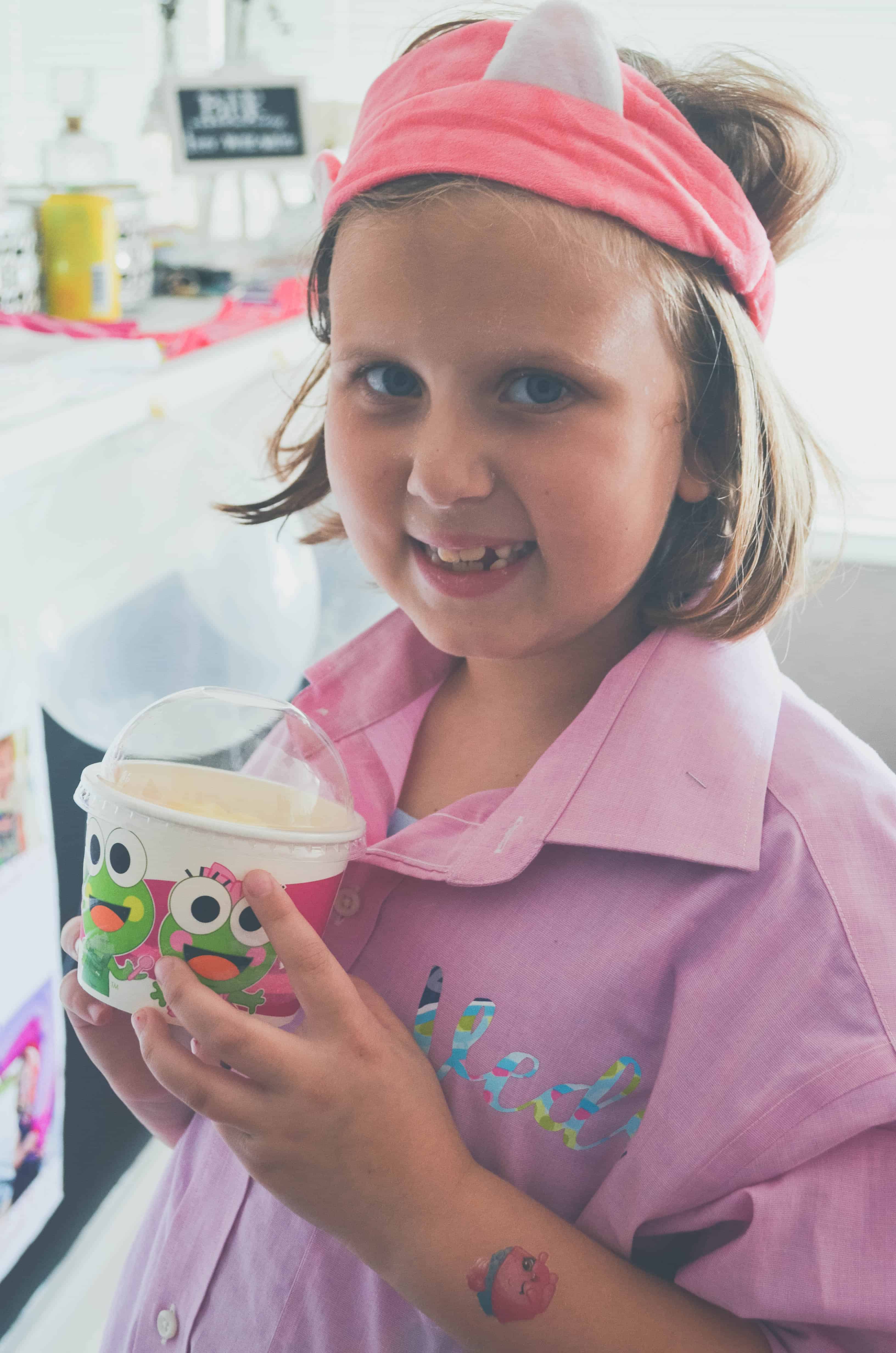 Sweet Frog Delivery 07 - im1m47t