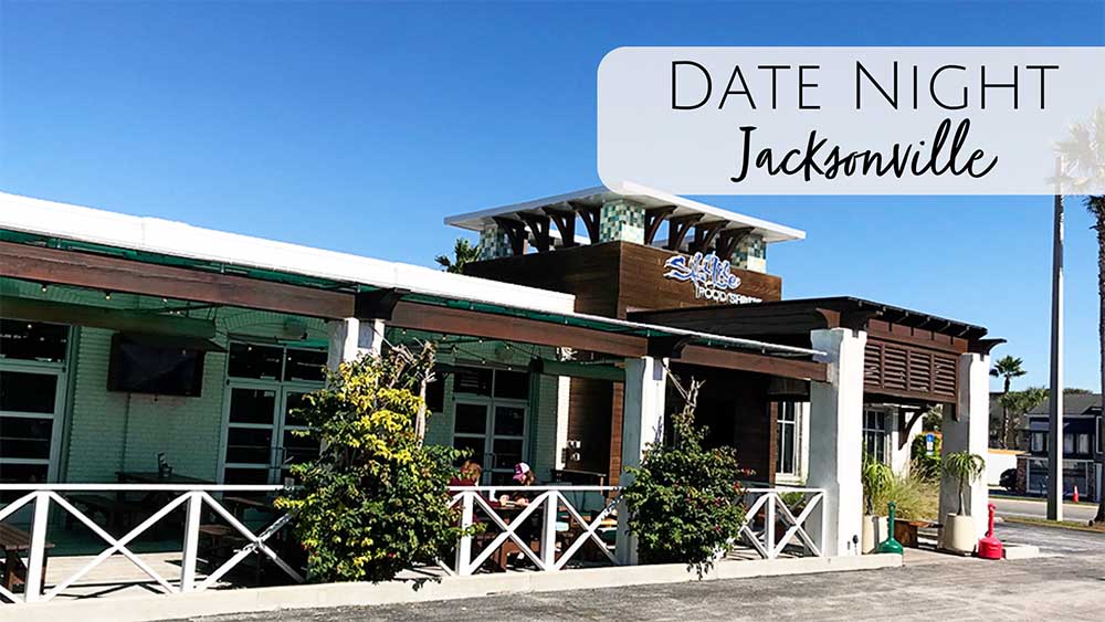 Salt Life Food Shack in Jacksonville Beach, Florida Perfect for date night or fun for the family!