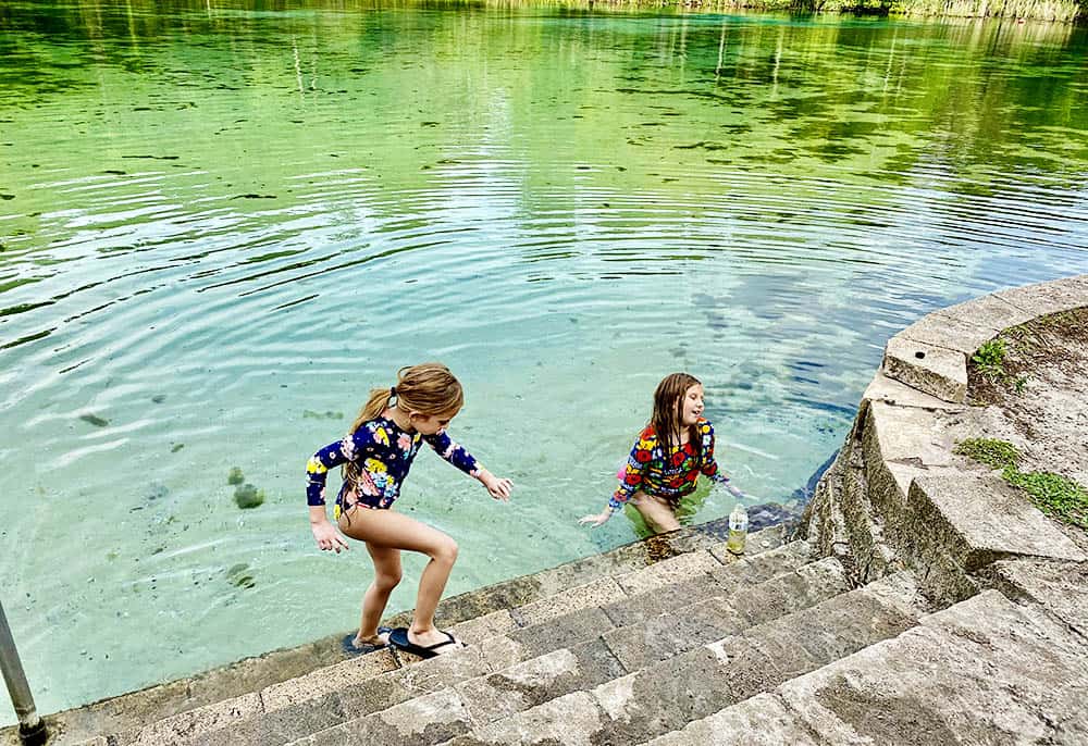 Florida Springs where you can swim.