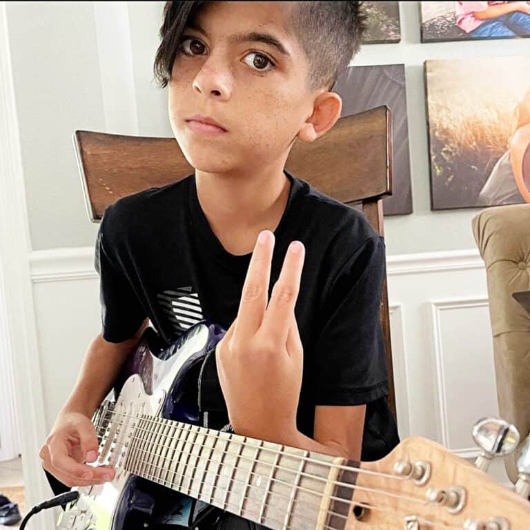 In Home Music Lessons in Jacksonville 5 Ways Music Classes Can Benefit