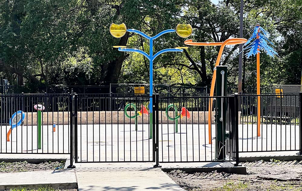 Donner Park Splash Pad in Atlantic Beach