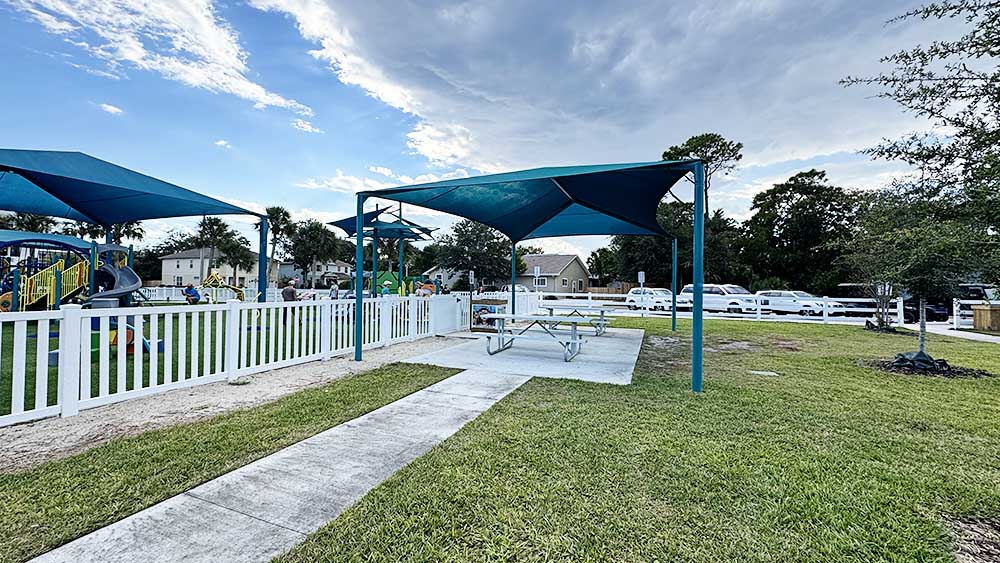 Gonzales Park Covered Picnic Tables in Jacksonville Beach